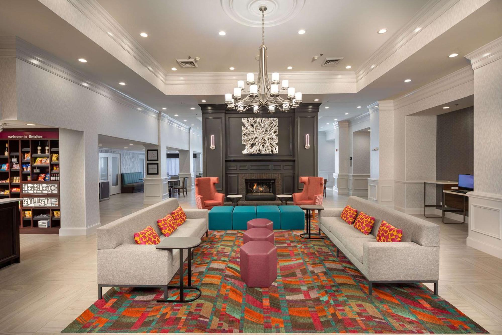 Hampton Inn&Suites Asheville Airport Fletcher Extérieur photo